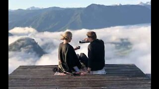 Como desfrutar de um chá acima do nível das nuvens