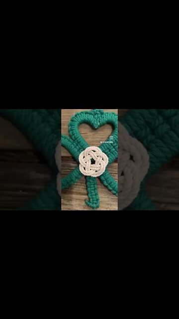 Making Shamrocks ☘️