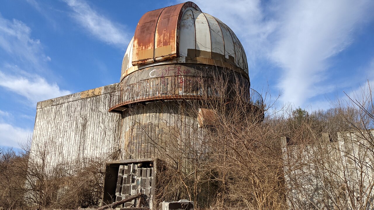 Exploring an Abandoned Observatory | Illinois February 2021