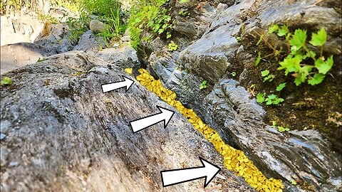 This Bedrock Crack Is LOADED With GOLD! (part 1)