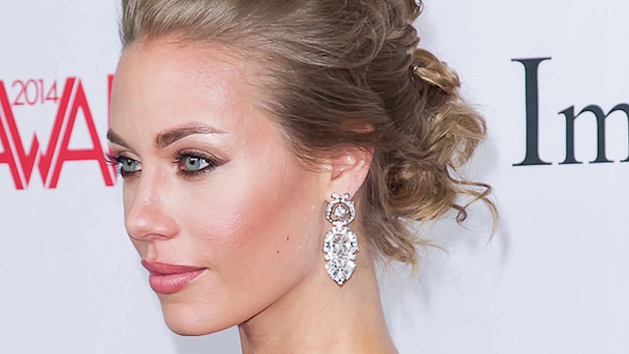 NICOLE ANISTON - Before They Were Famous