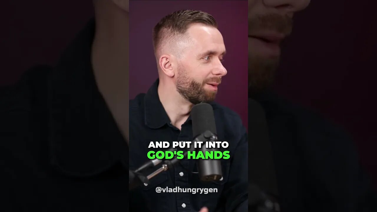 You can be Hungry 🍽️, but don’t be Desperate! ❌