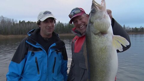 Big Walleye & Sturgeon on Rainy River, MN