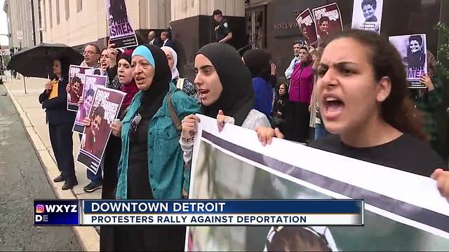 Protestors rally against deportation of Palestinian activist