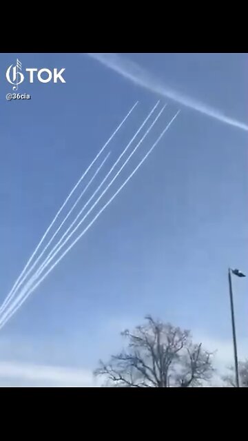 GLOBALIST USE WEATHER MODIFICATION🇬🇧☁️🏘️🌥️💨✈️🌐TO BLOCK OUT THE REAL SUN🇬🇧🌤️✈️💫