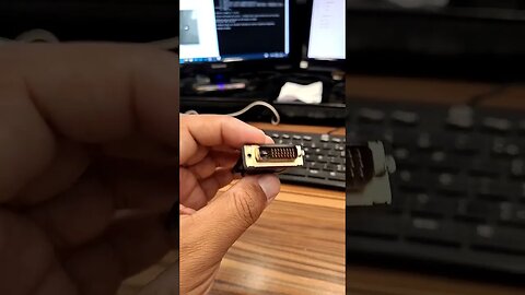 Esse adaptador de DVI p/ HDMI Salva o seu atendimento