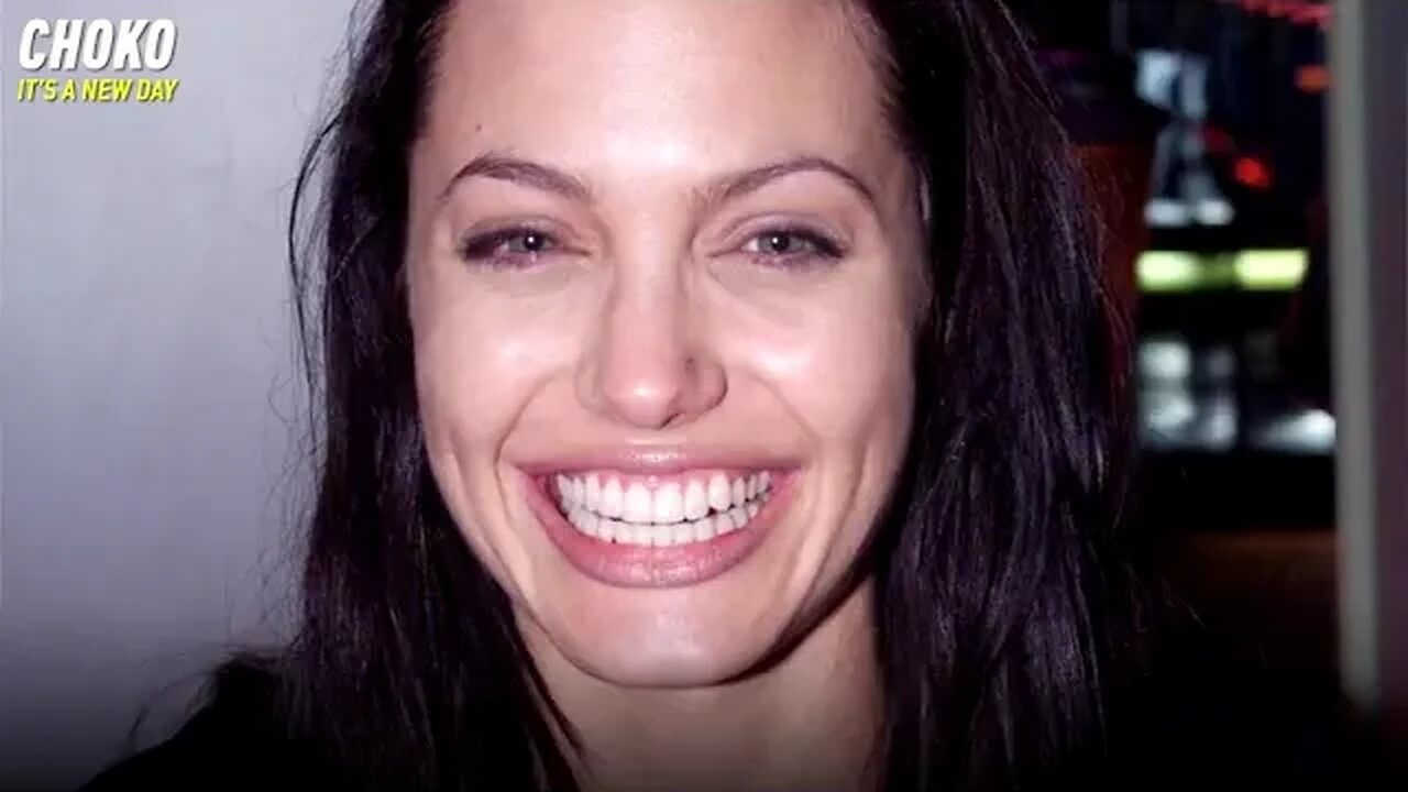 ИСТОРИЯТА НА АНДЖЕЛИНА ДЖОЛИ!