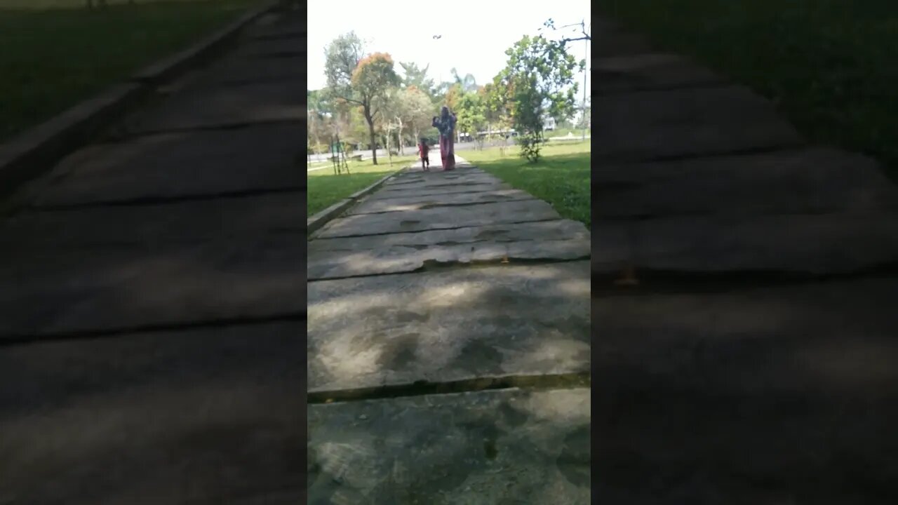 Jalan-jalan saja