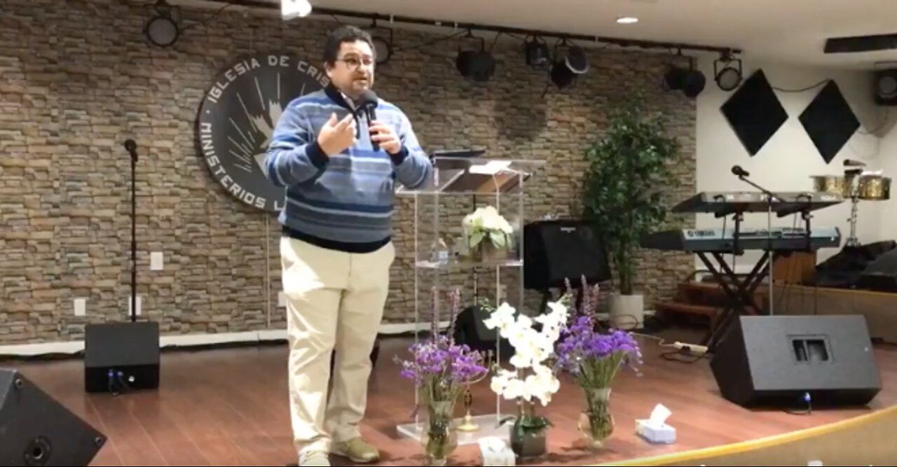 Servicio viernes 20 de mayo de 2022. Josue líder, servidor, esforzado, valiente. Josue 5:13-15.