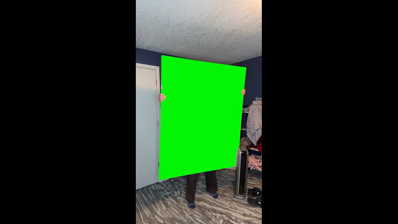 Brad Podray Revealing My Art | Green Screen