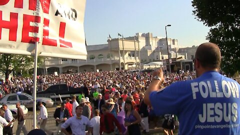 Kentucky Derby 2012 l Churchill Downs l Open Air Preaching l Street Preacher Kerrigan Skelly