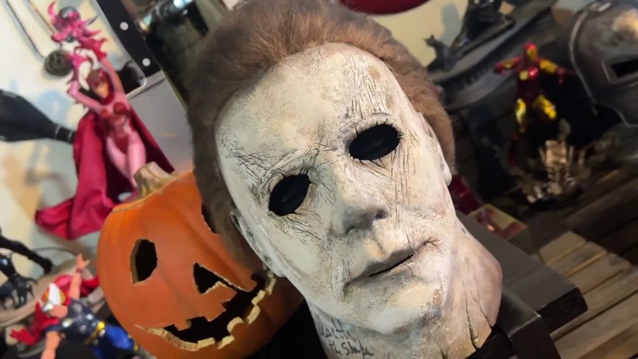 Michael Myers 2018 Mask!! By Trick Or Treat Studios Reveal: Toy Box Shorts