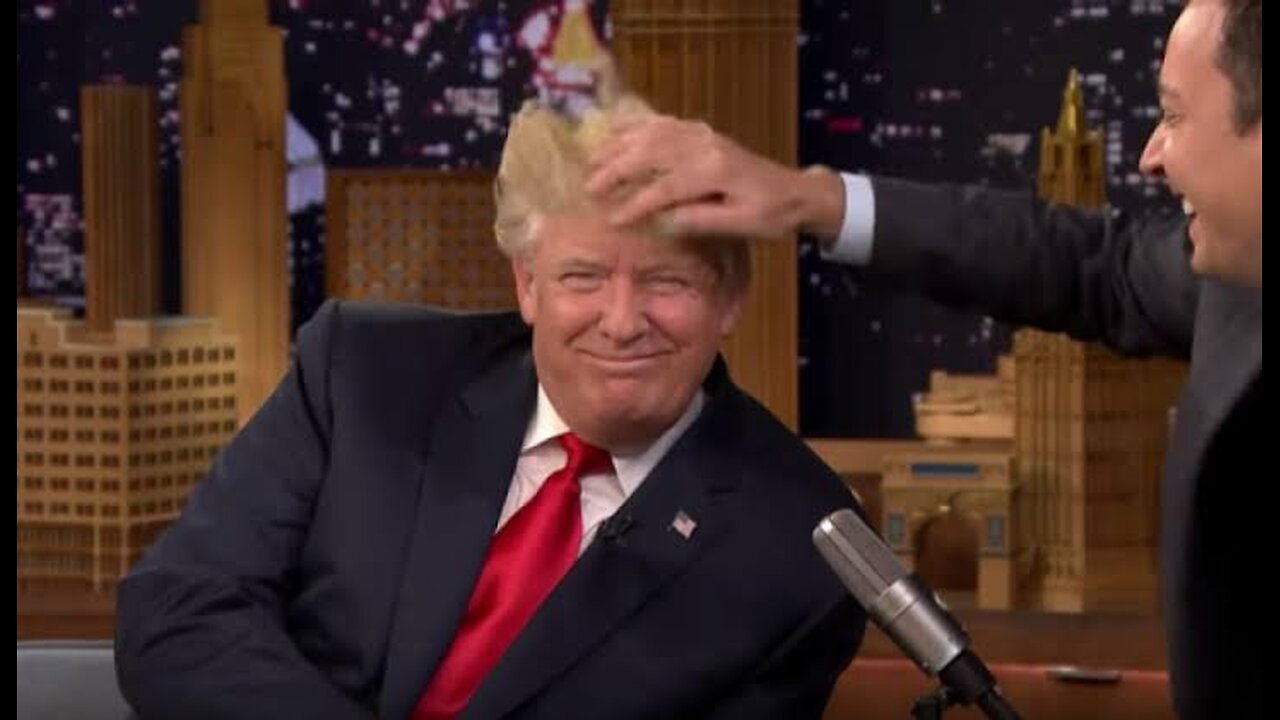Trump Laughing: I'm looking at my hair there, oh, I don't like it, I'm going to comb my hair again