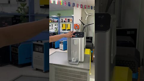 Solar-powered atmospheric water generator（SAWG）