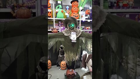 HOME DEPOT Swamp Scarecrow animatronic demo in store #halloween #shorts #homedepot
