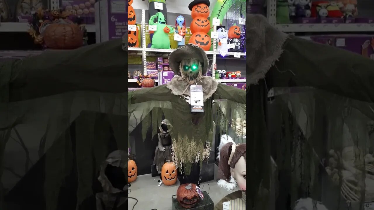 HOME DEPOT Swamp Scarecrow animatronic demo in store #halloween #shorts #homedepot