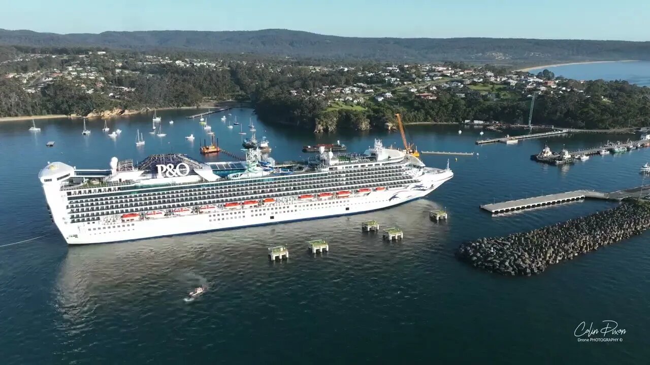 Pacific Adventure Arrives Eden Sunrise 4 Dec 2022 4k drone