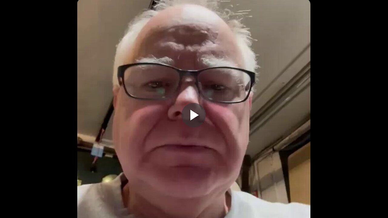 I can’t hate on this. Tim Walz going full autist over a car he’s refurbishing...