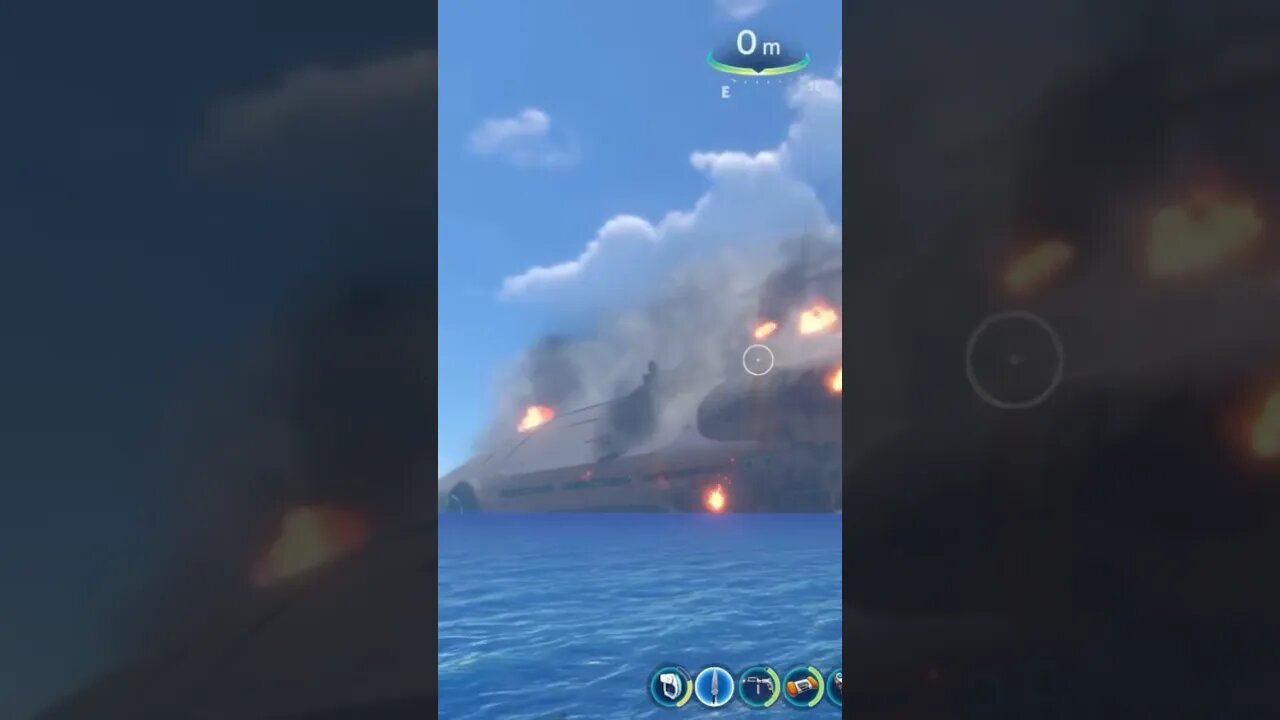 Aurora going CRITICAL!! #sheldonsidequest #subnautica #gamingshorts #gaming #shorts