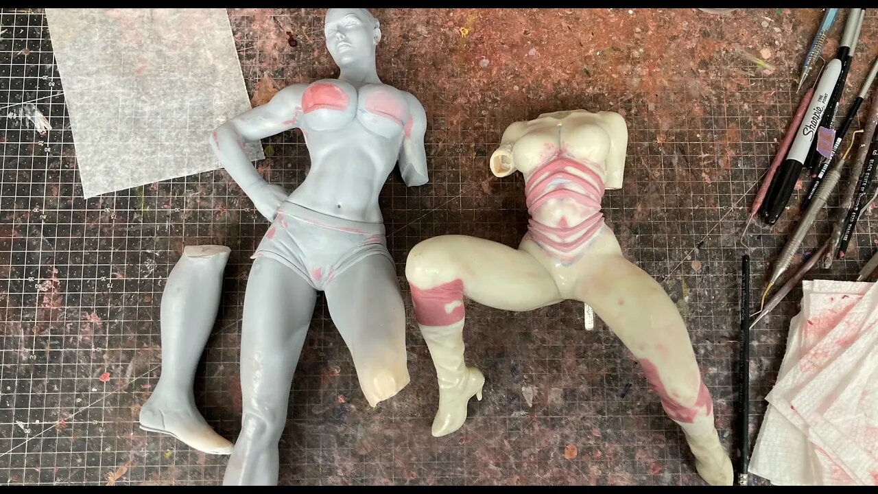 VinceVellCUSTOMS Live Stream -Lola Bunny & Seven of Nine work