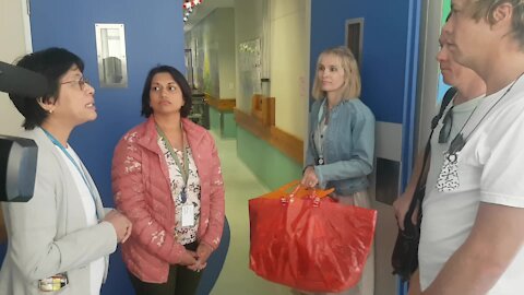 SOUTH AFRICA - Cape Town - Goldfish visit children at Red Cross War Memorial Children’s Hospital (Video) (mfs)