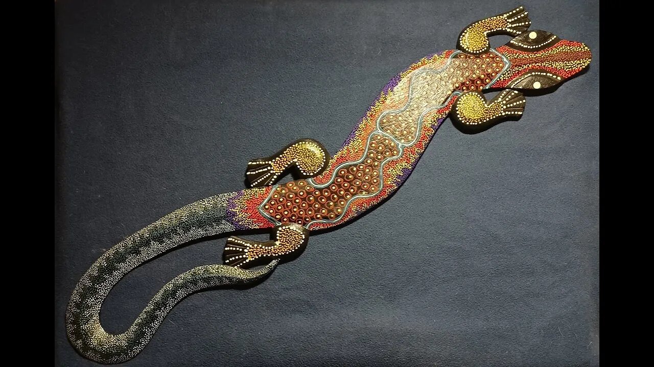 CURIOS for the CURIOUS [65] : Hand Painted Wooden Lizard with Dots (Large) #5. Made in Indonesia.