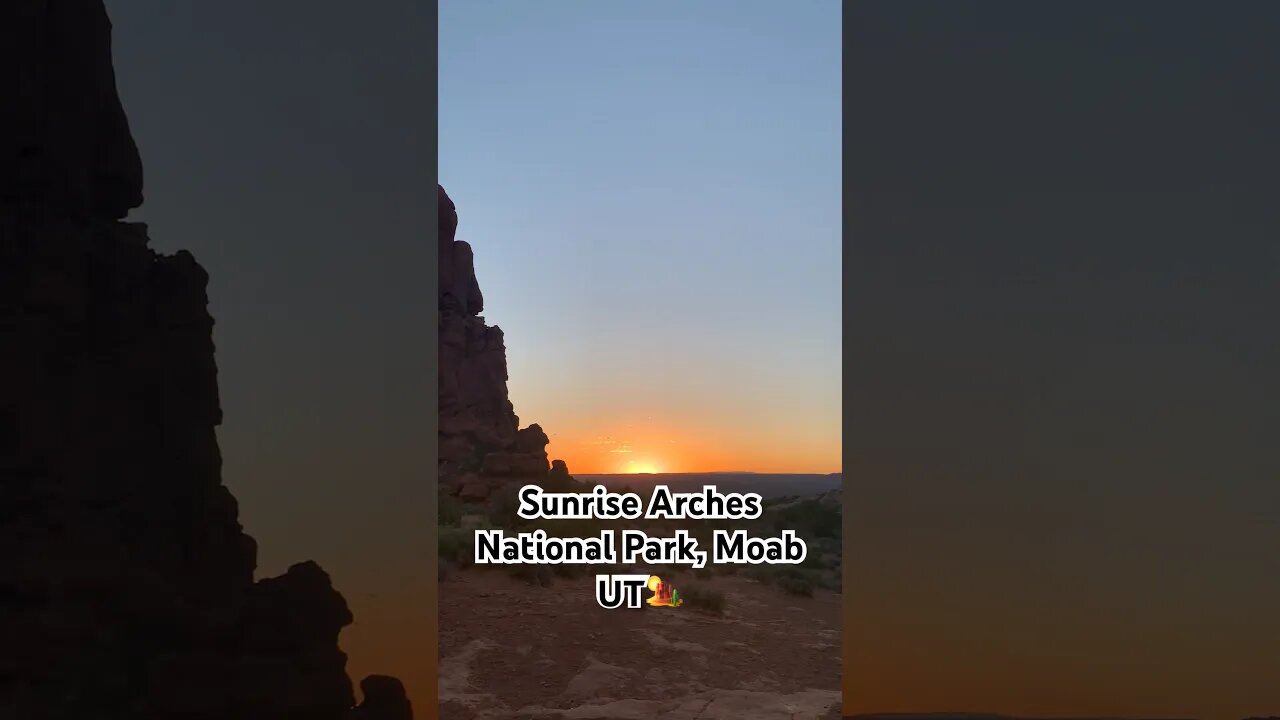 Sunrise at Arches National Park | Moab, UT #shorts #short