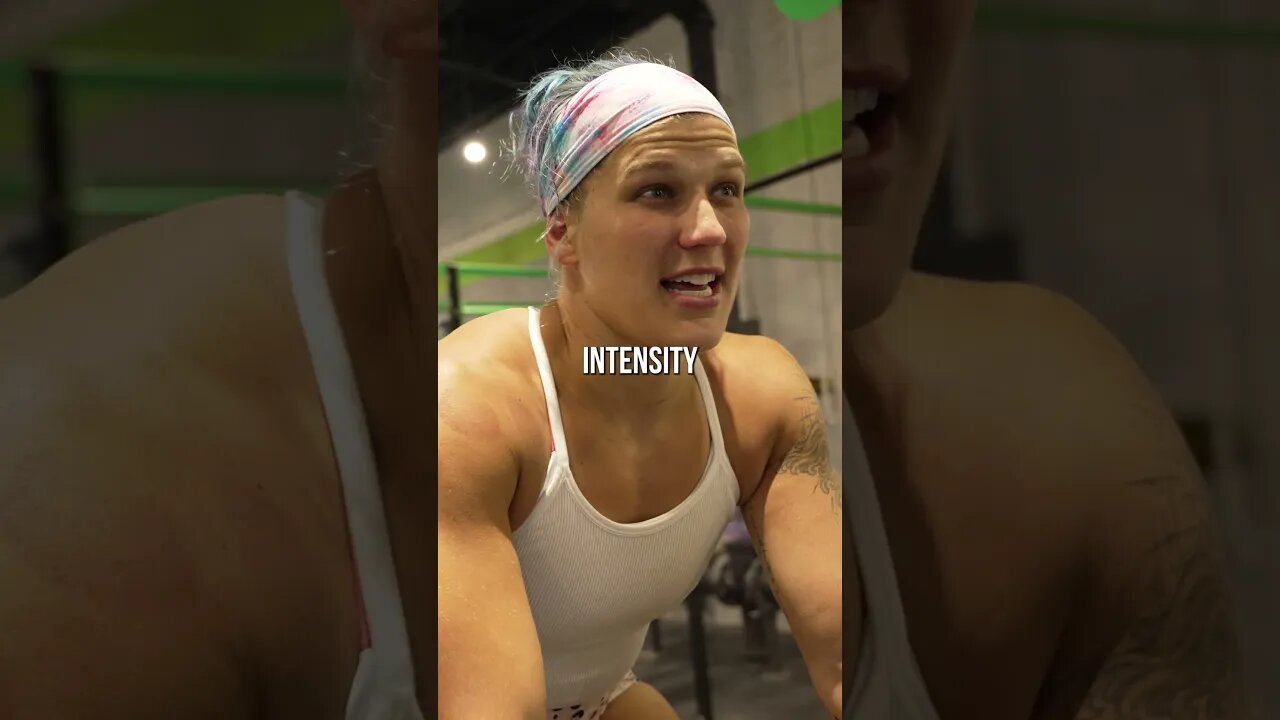 A Training Day of CrossFit Semifinal Athlete Amanda Fischer #short