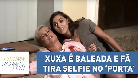 Xuxa é baleada e fã tira selfie no “Porta dos Fundos”