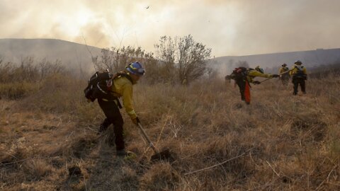 Crews Battle Southern California Wildfire