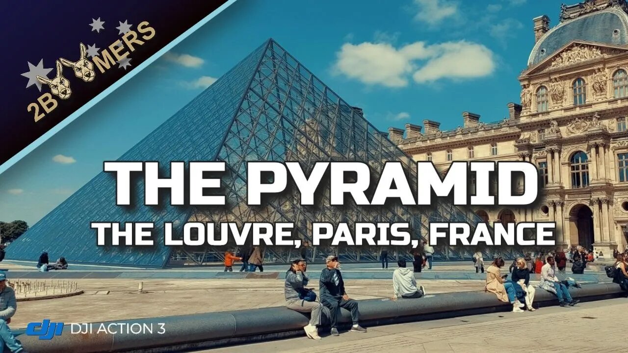 THE PYRAMID THE LOUVRE PARIS FRANCE