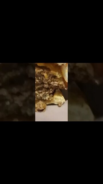 You won't believe how easy cheeseburgers are to make #shorts 🇺🇸🍔🤤