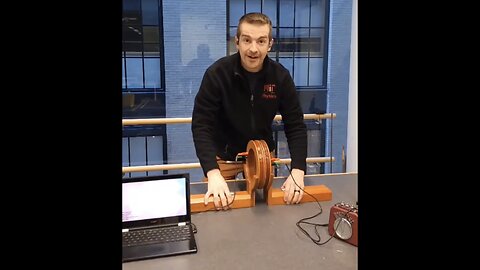 ELECTRIC CURRENTS💻⚡️🔊🎶📢📻🔌MAGNETIC FIELD🔋MAKING MUSIC🔉🎧🎼🎶🎵💫