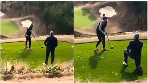 Rart och ovanligt frieri på golfbanan