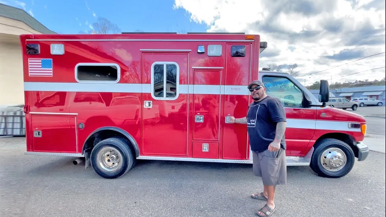 Former Firefighter Builds Ambulance into a Camper Micro Home Conversion