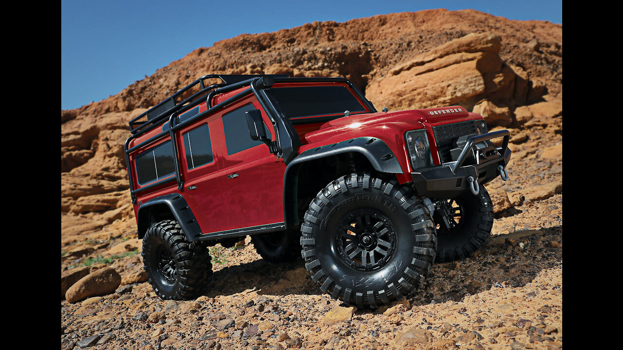 Crawlers Traxxas TRX-4 Defender vs Ford Bronco Ranger XLT