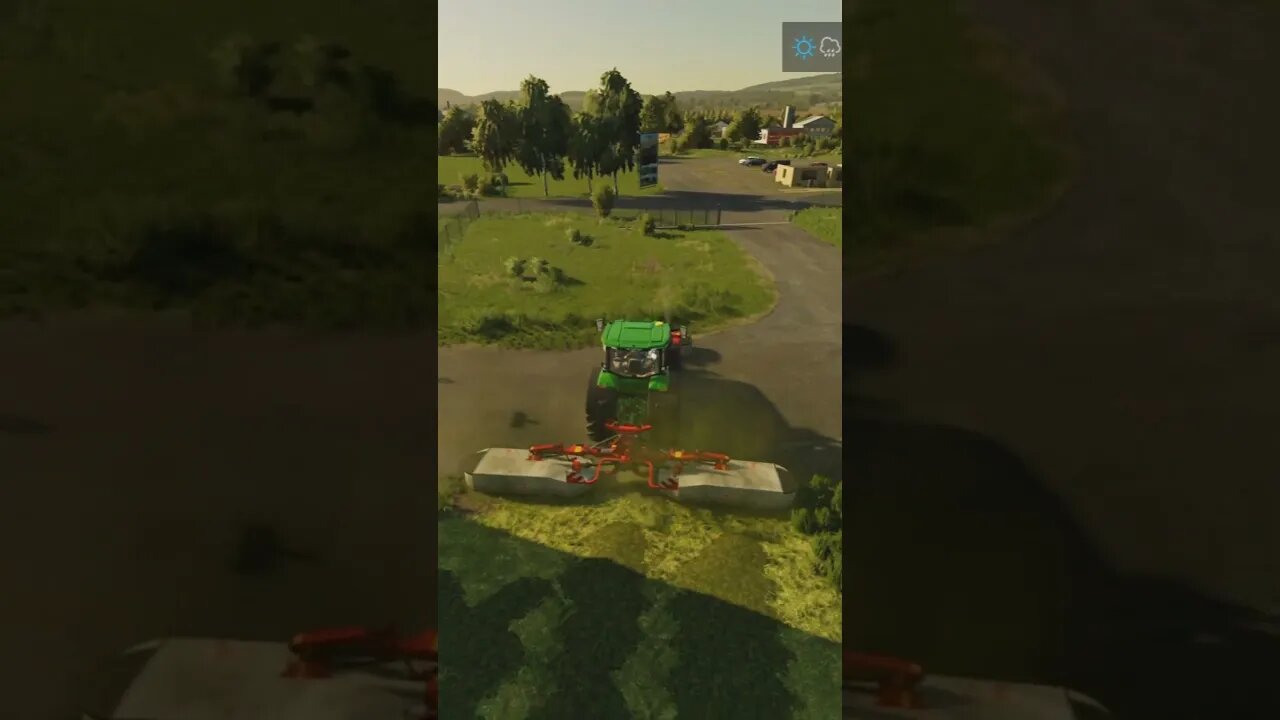 Trimming The Green Horsch DLC Farming Simulator 22 #shorts