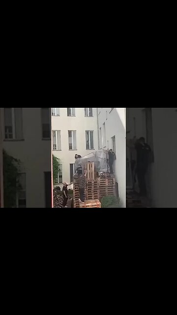 Moving A Grand Piano🎹To The Second Floor🍺