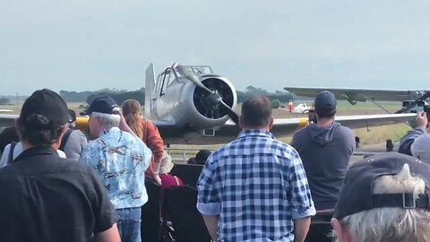 Winjeel taxi in and radial engine shut down at Sale Airshow 2022