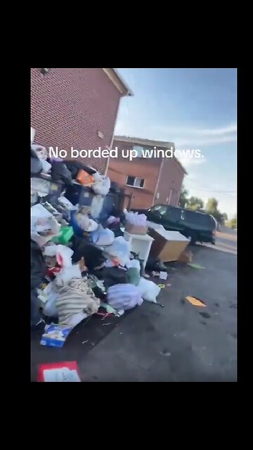 Man with megaphone confronts armed Venezuelan gang in Aurora, wants to take his country back