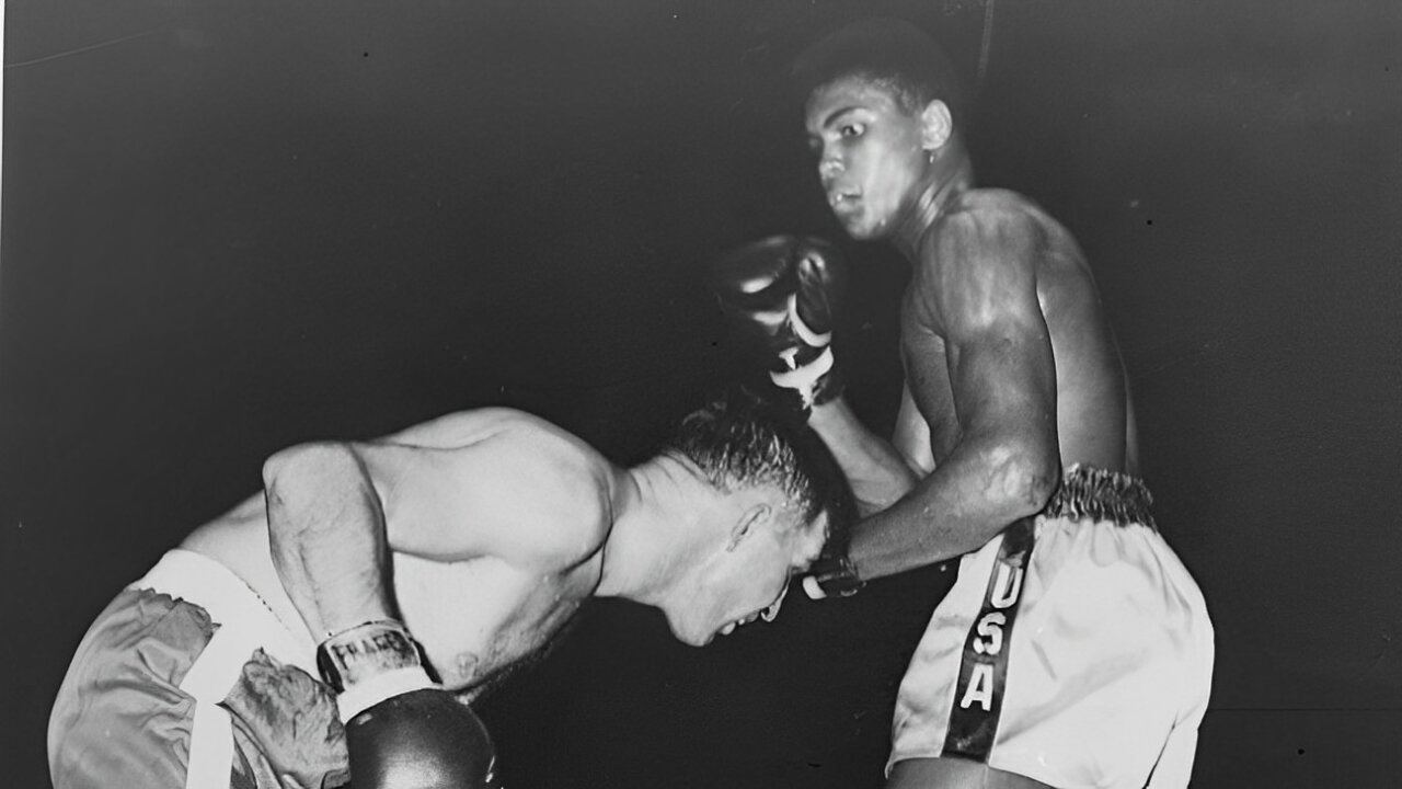 Muhammad Ali vs Tunney Hunsaker