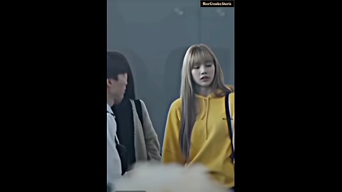 OMG_Lisa_s_Attitude_🔥😱__#blackpink_#lisa_#like_#trending_#viralvideo(720p)