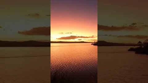 Sunset on Lake Titicaca #shorts #travelperu #visitperu #laketiticaca #sunsetlover