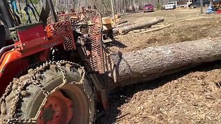 L3400dt hauling log