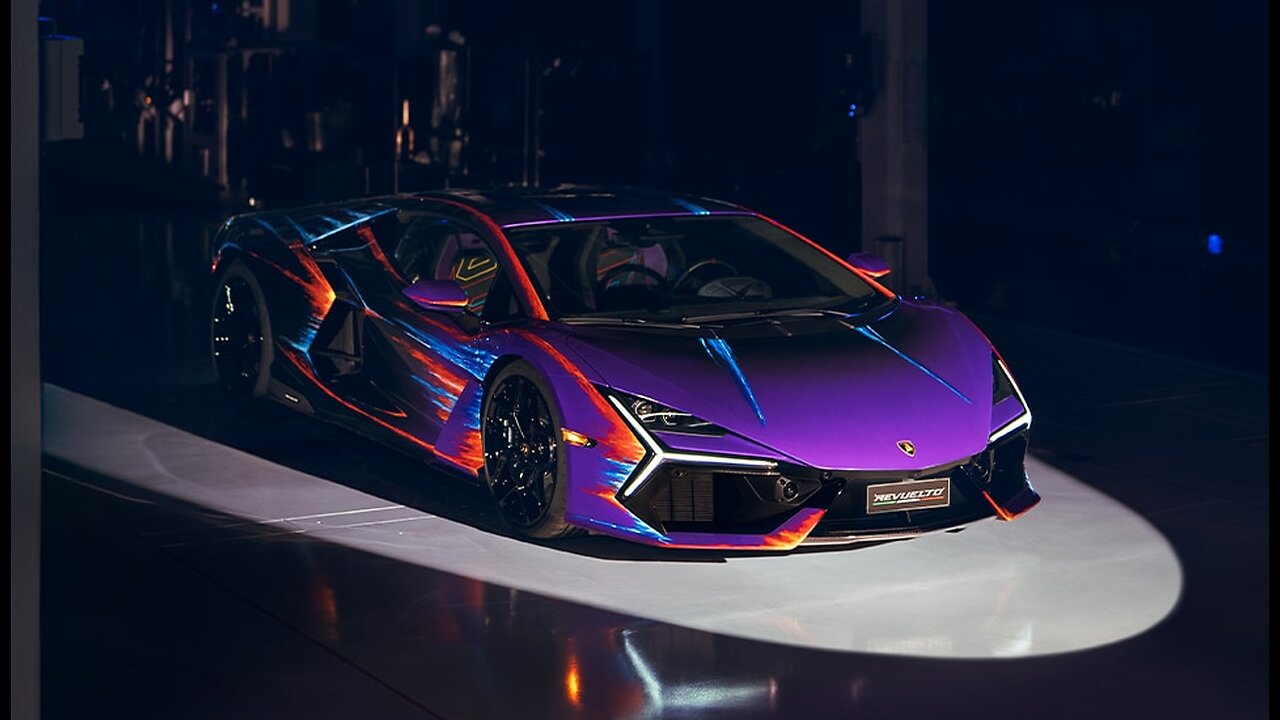 Lamborghini Revuelto