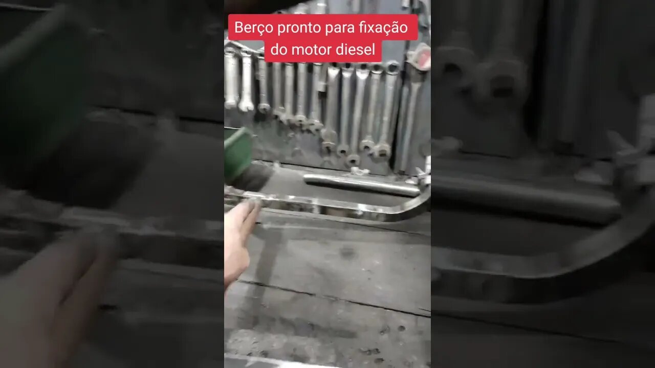 Moto a Diesel - Berço quase pronto! - Perguntas Feitas na Rede Vizinha (Aquela que as "muié dança")