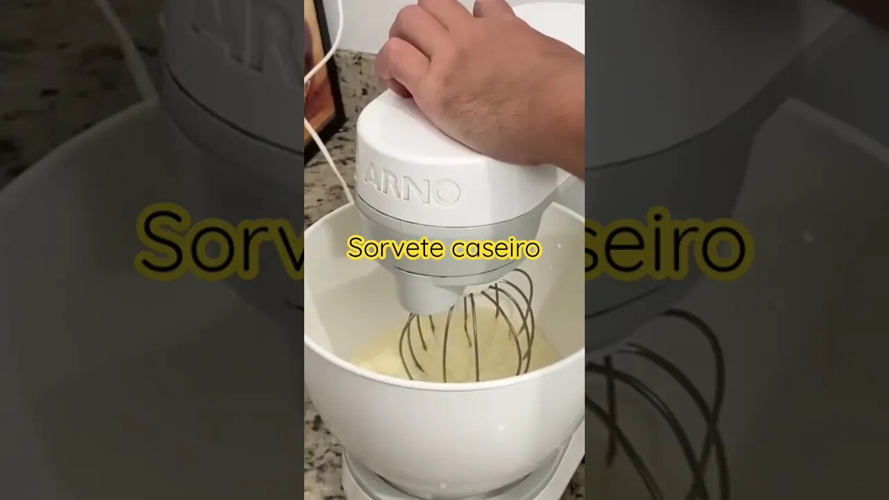 Que tal um sorvete nesse calor?!