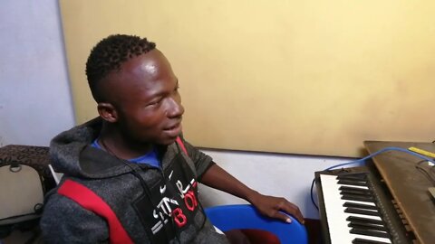 musique moba (Nabodkag Yaya djaam)