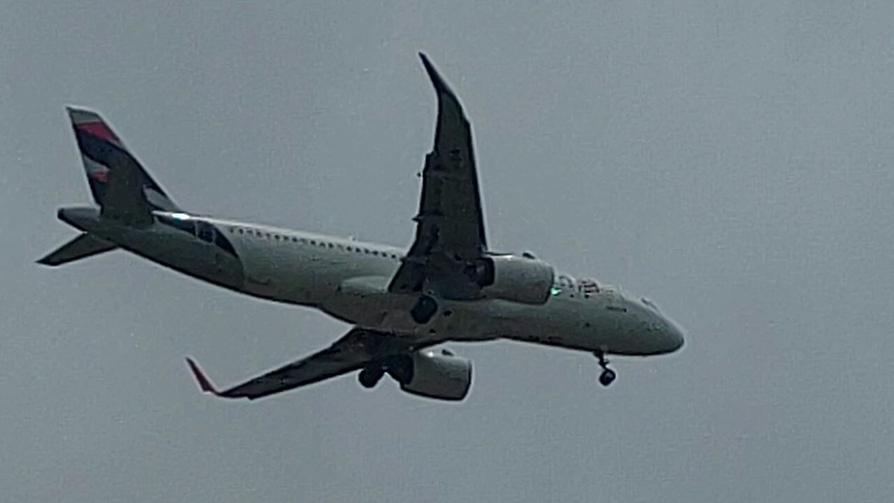 Airbus A320NEO PR-XBJ coming from Brasília to Fortaleza