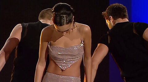 Alsou - Solo (Live At Eurovision 2000)